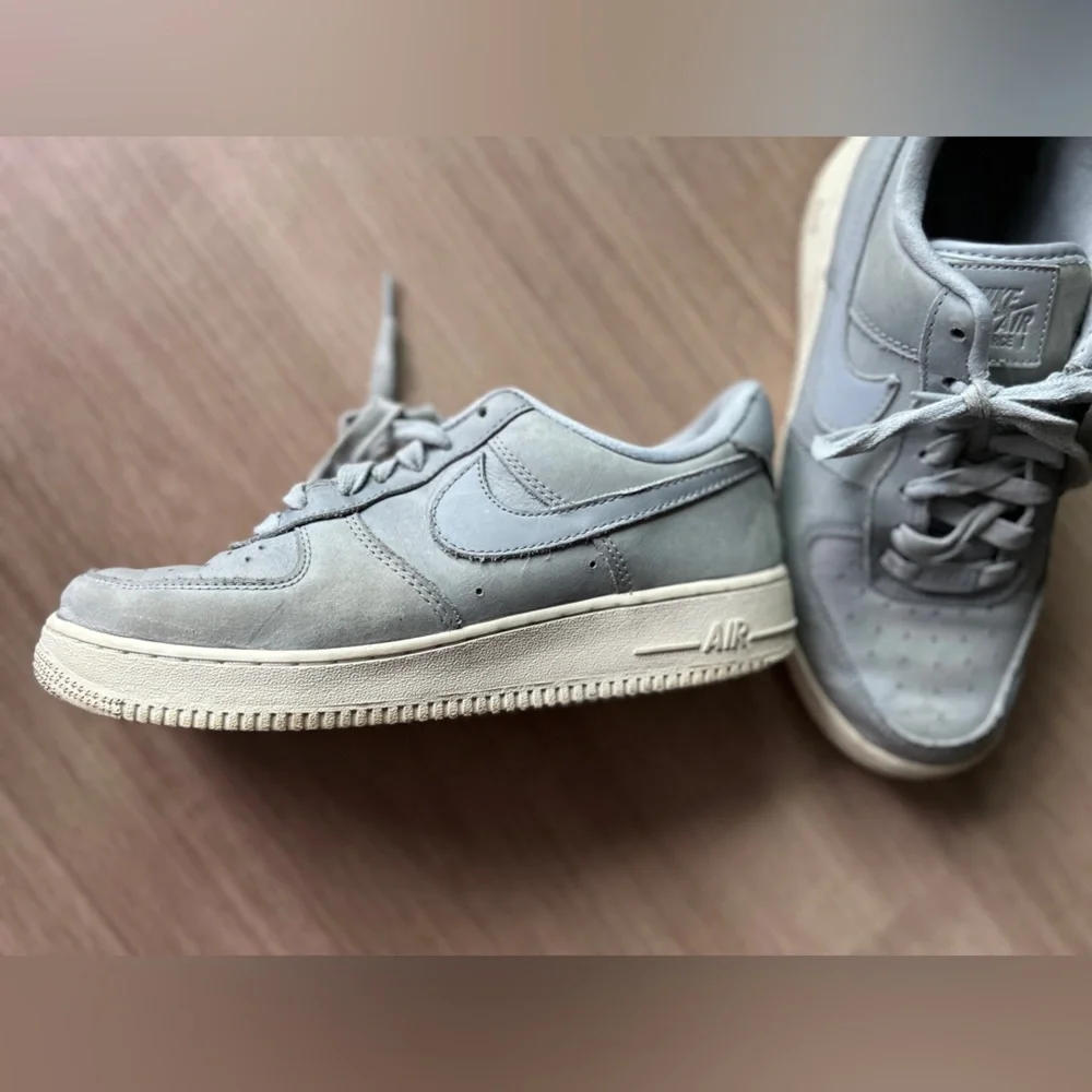Nike - Air Force 1 07 PRM - DR9503001 - Color: Grey - Picture 4 of 5
